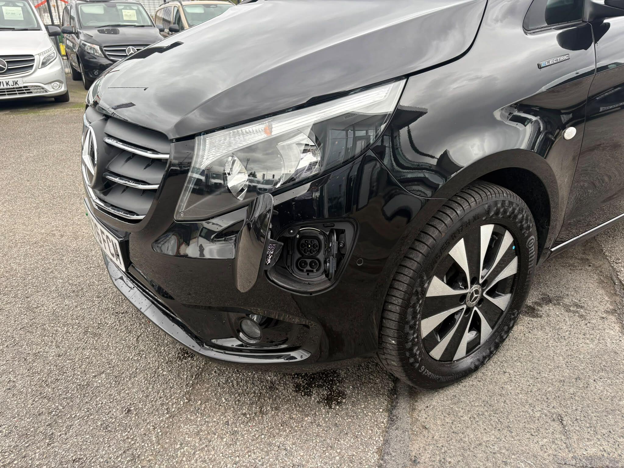 Mercedes-Benz eVito